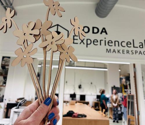 houten bloemsnijkunst