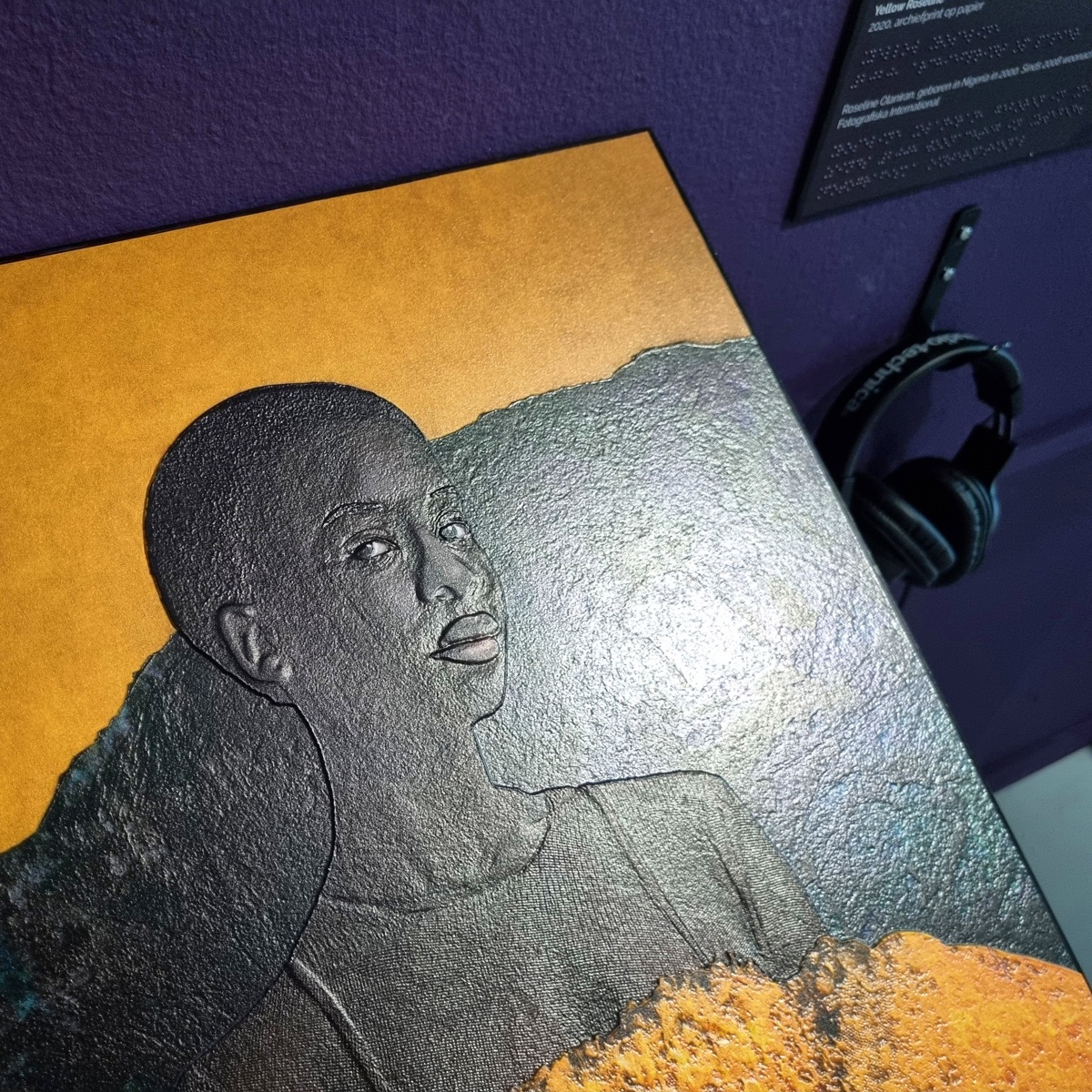 Reliëfprint Between These Folded Walls, Utopia